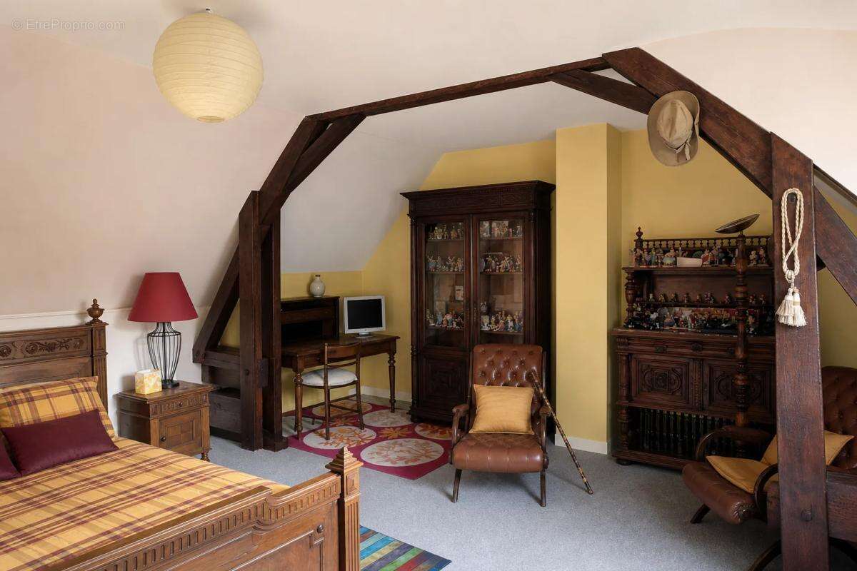 Maison à BUEIL-EN-TOURAINE