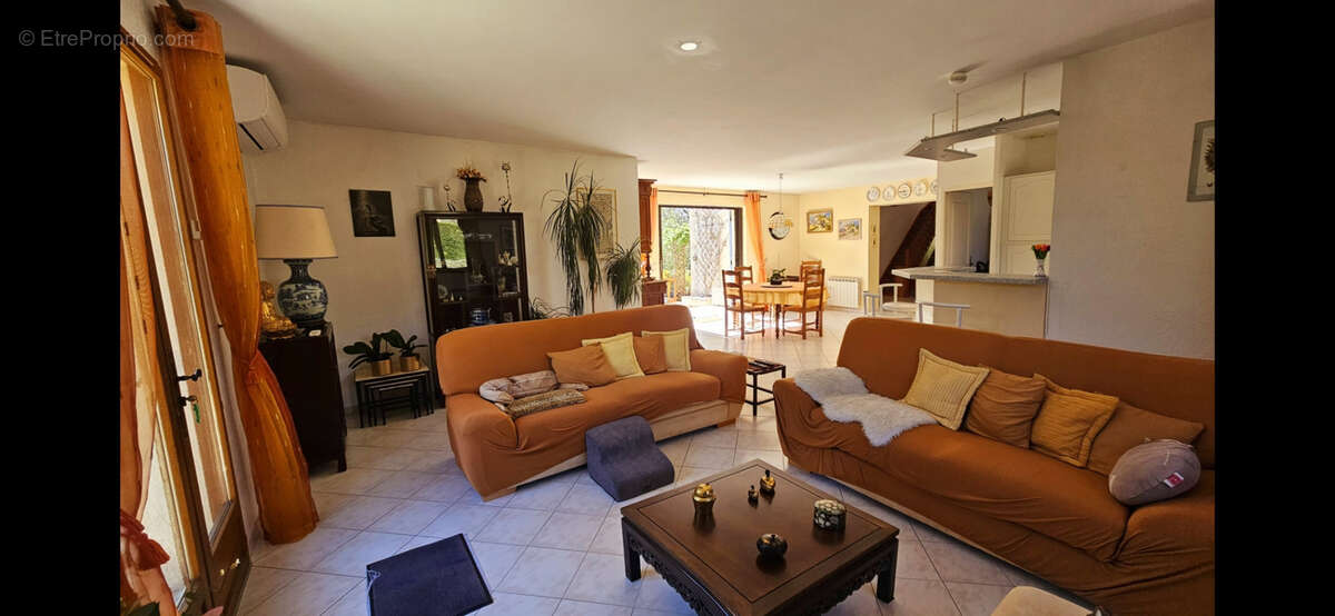 Maison à PEYMEINADE