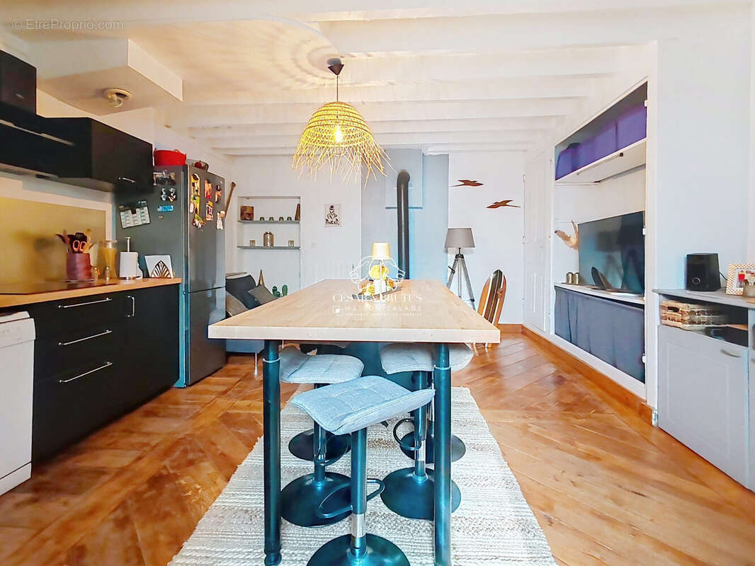 Maison 80 m² à Limas  - photo 3