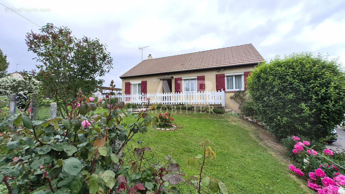 Maison à SEES