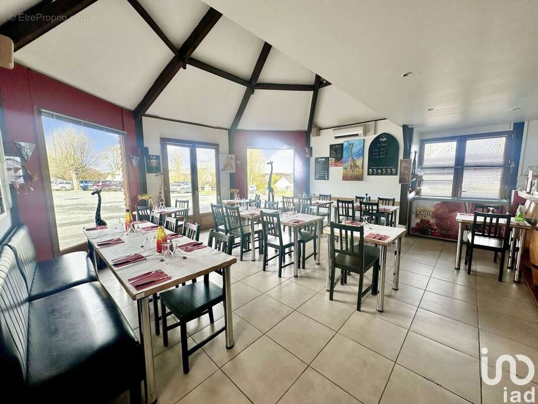 Photo 3 - Commerce à COUTURES