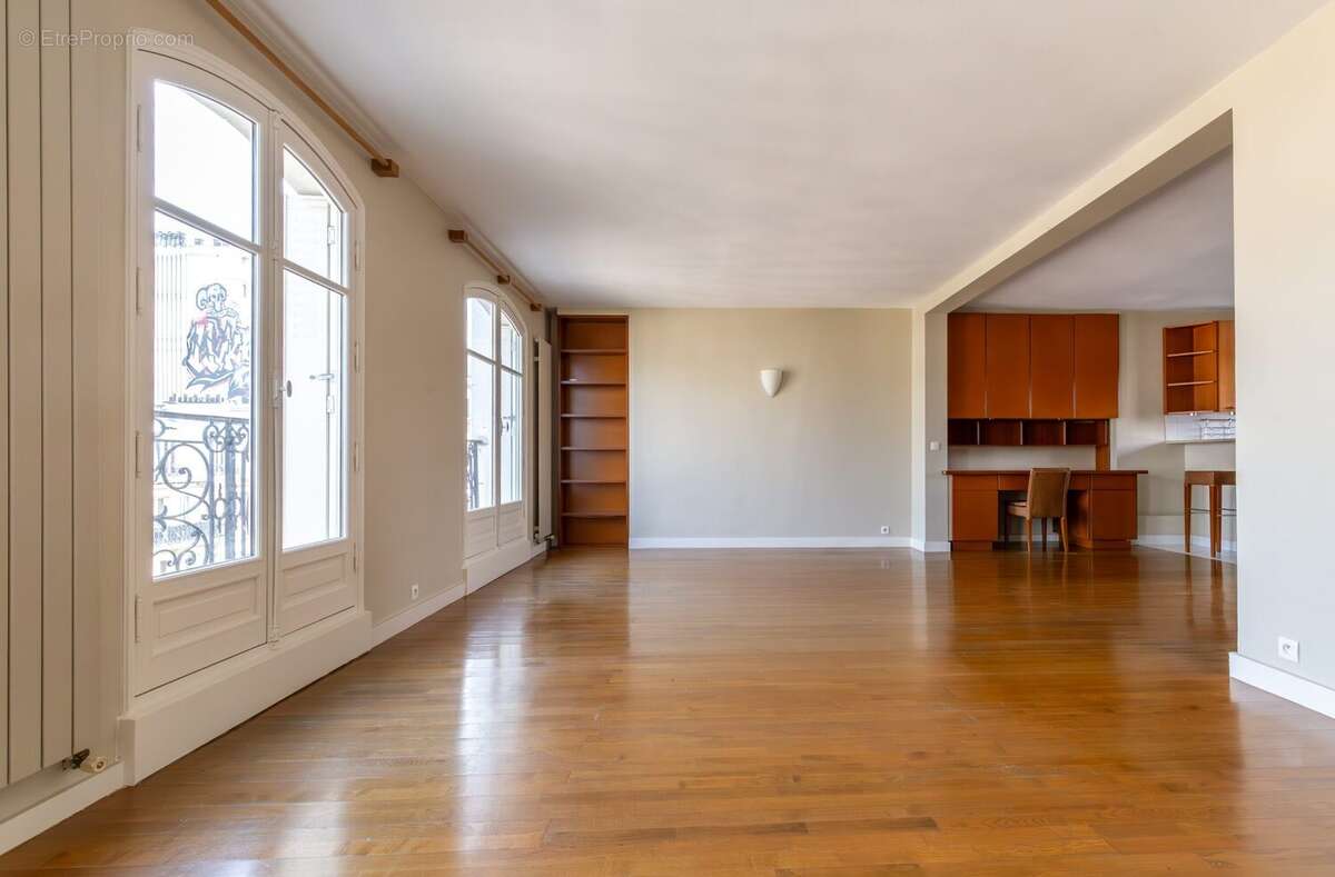 Appartement à PARIS-12E