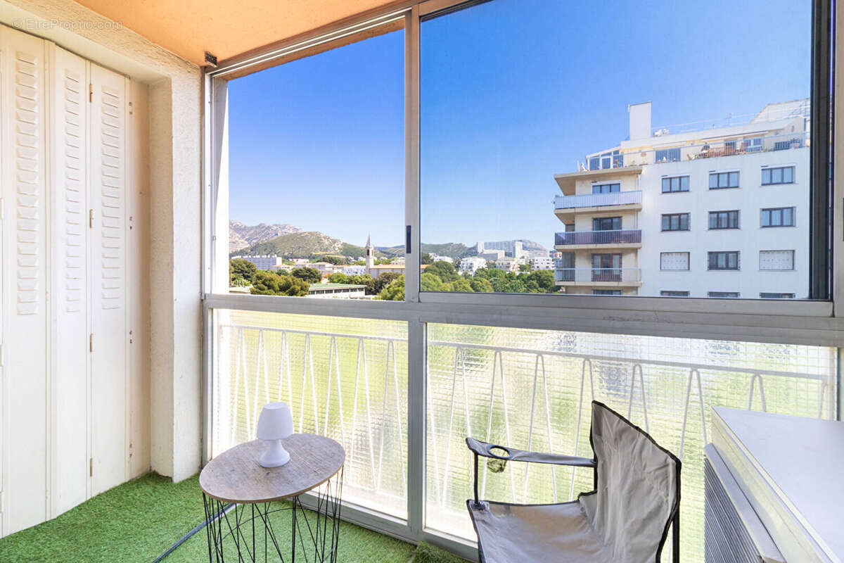 Appartement à MARSEILLE-9E