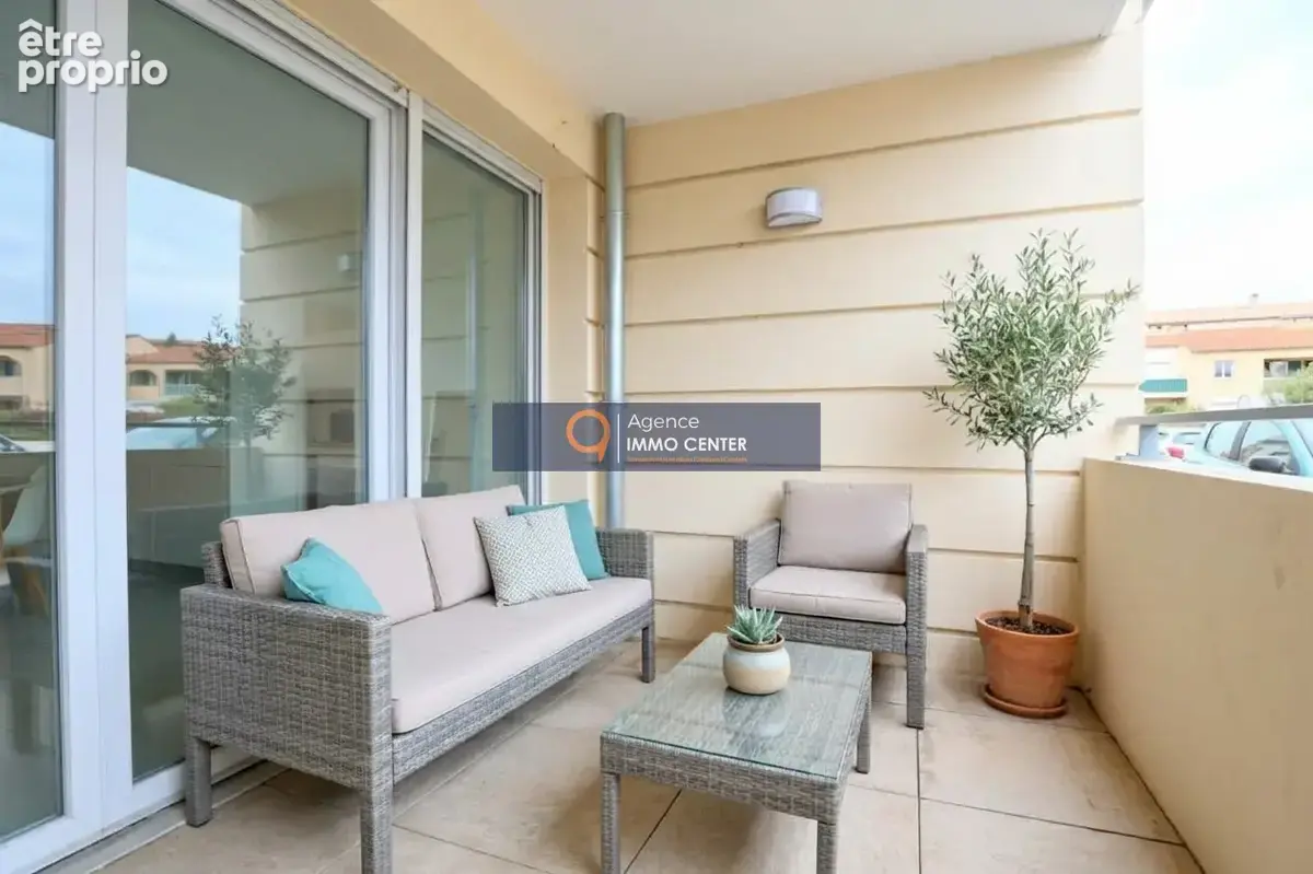 Appartement T4 avec 2 places de stationnement en sous sol sécurisé - photo 1