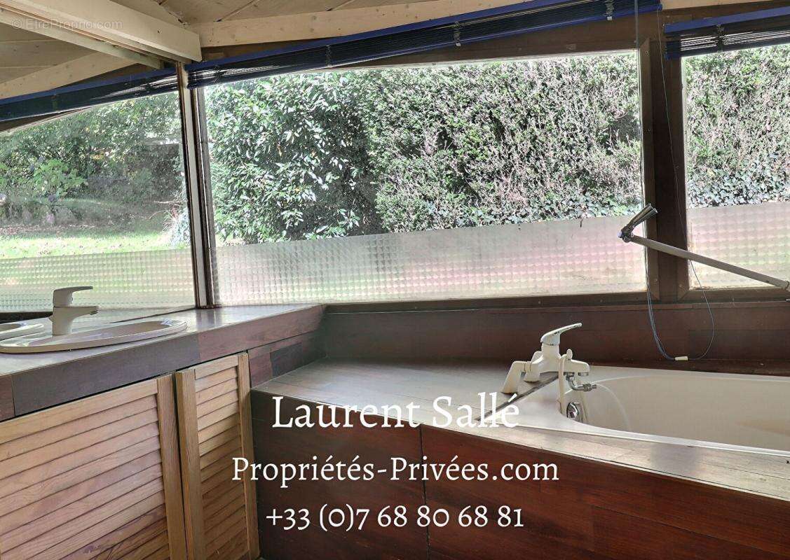 Questembert (56230) - Maison de caractère de 215 m² sur parc arboré de 1,5 ha - photo 9