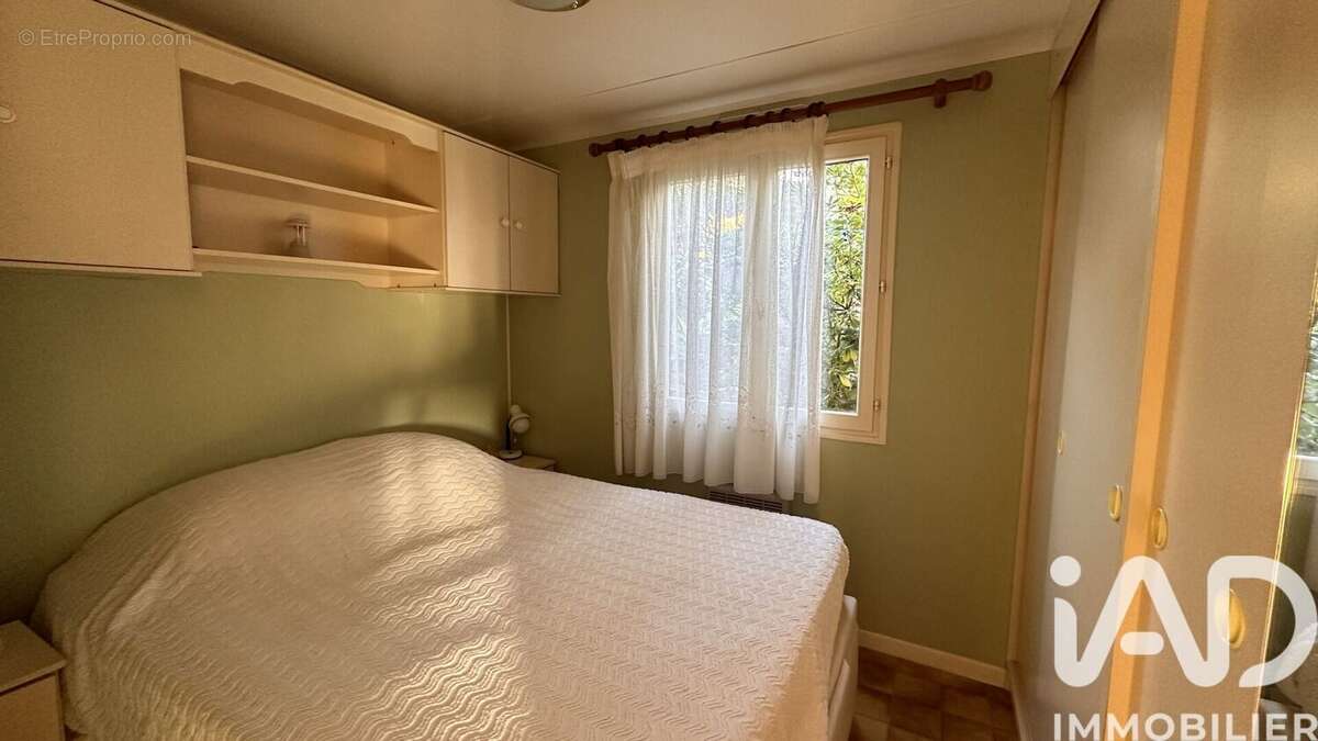 Photo 5 - Terrain à FREJUS