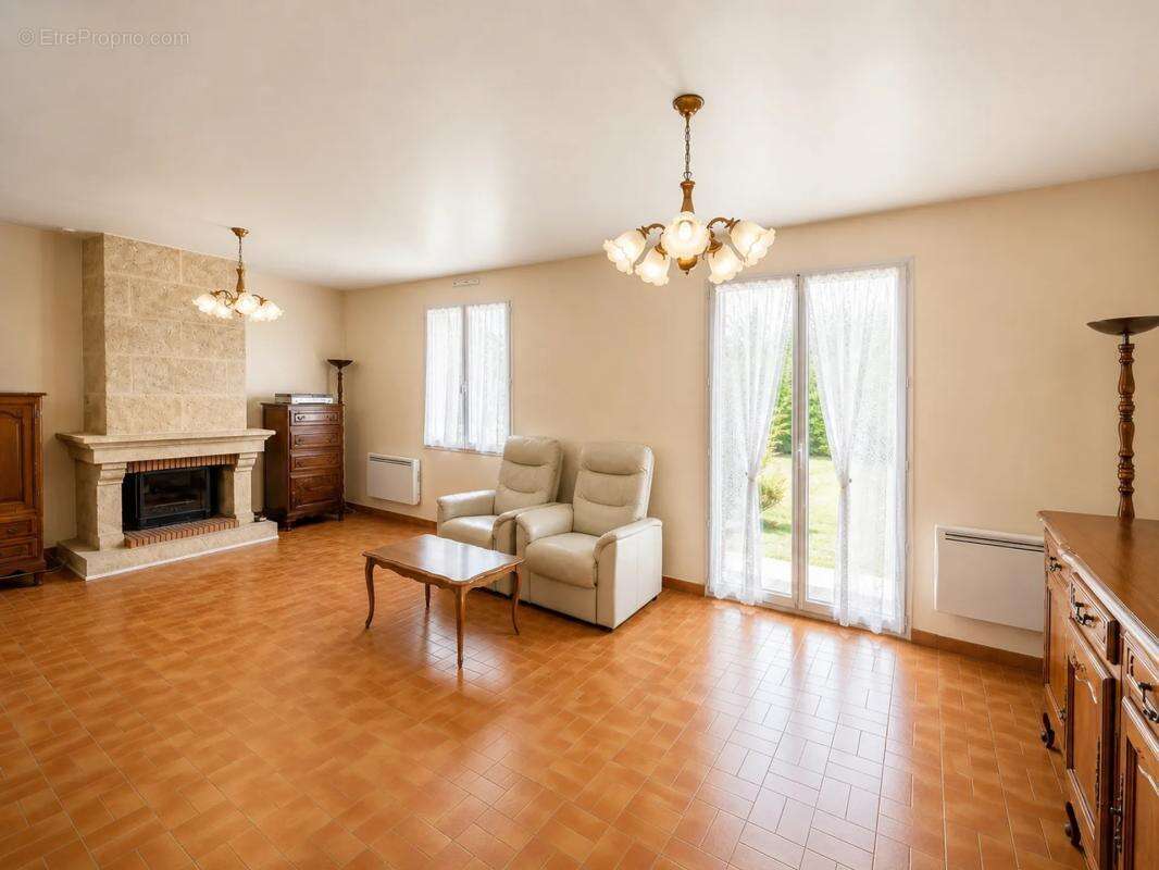 Maison familiale 5 pièces – 112 m² sur terrain de 1 012 m² - photo 4