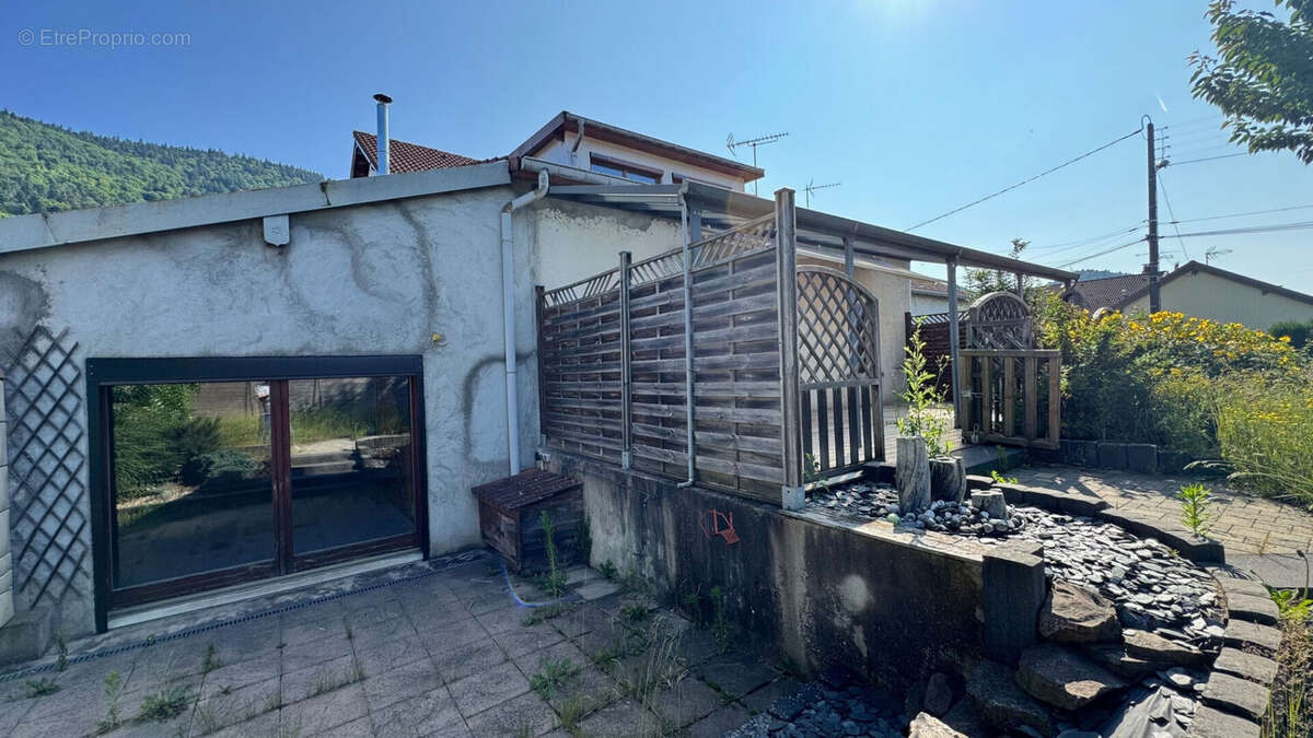 Maison à SAINT-ETIENNE-LES-REMIREMONT