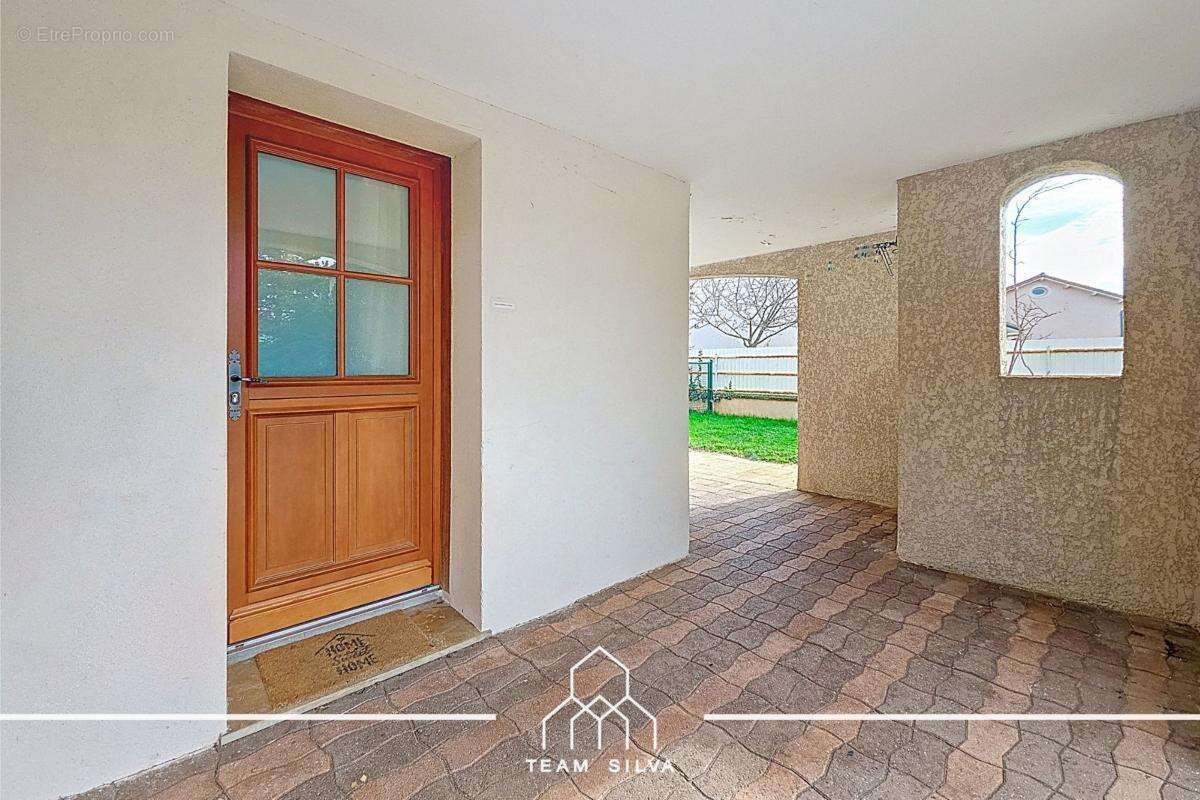 Appartement à TERNAY