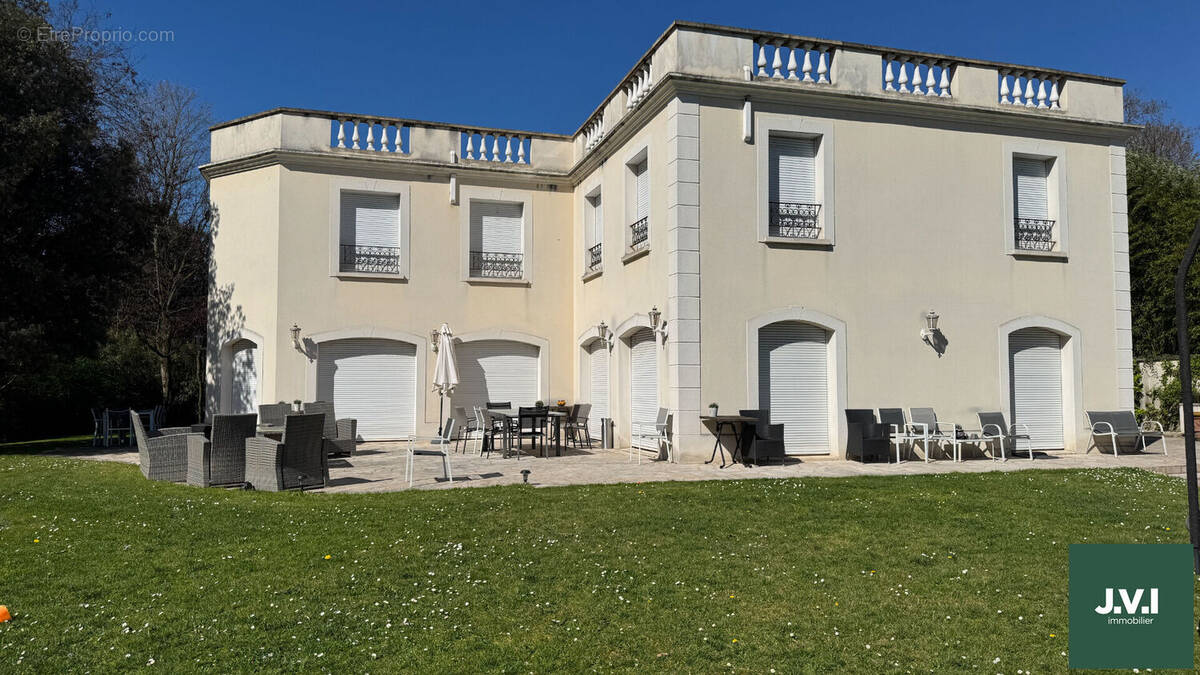 Maison à SAINT-GRATIEN