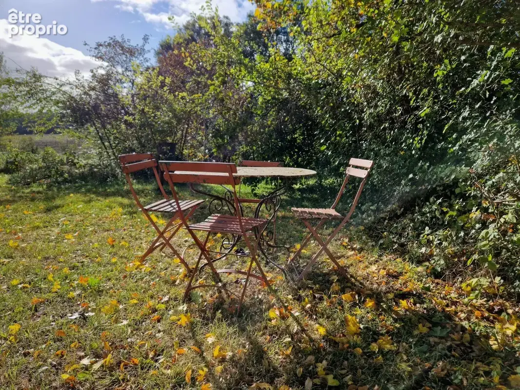 Belle maison de caractere en pierres avec 3,5ha et lac - photo 15