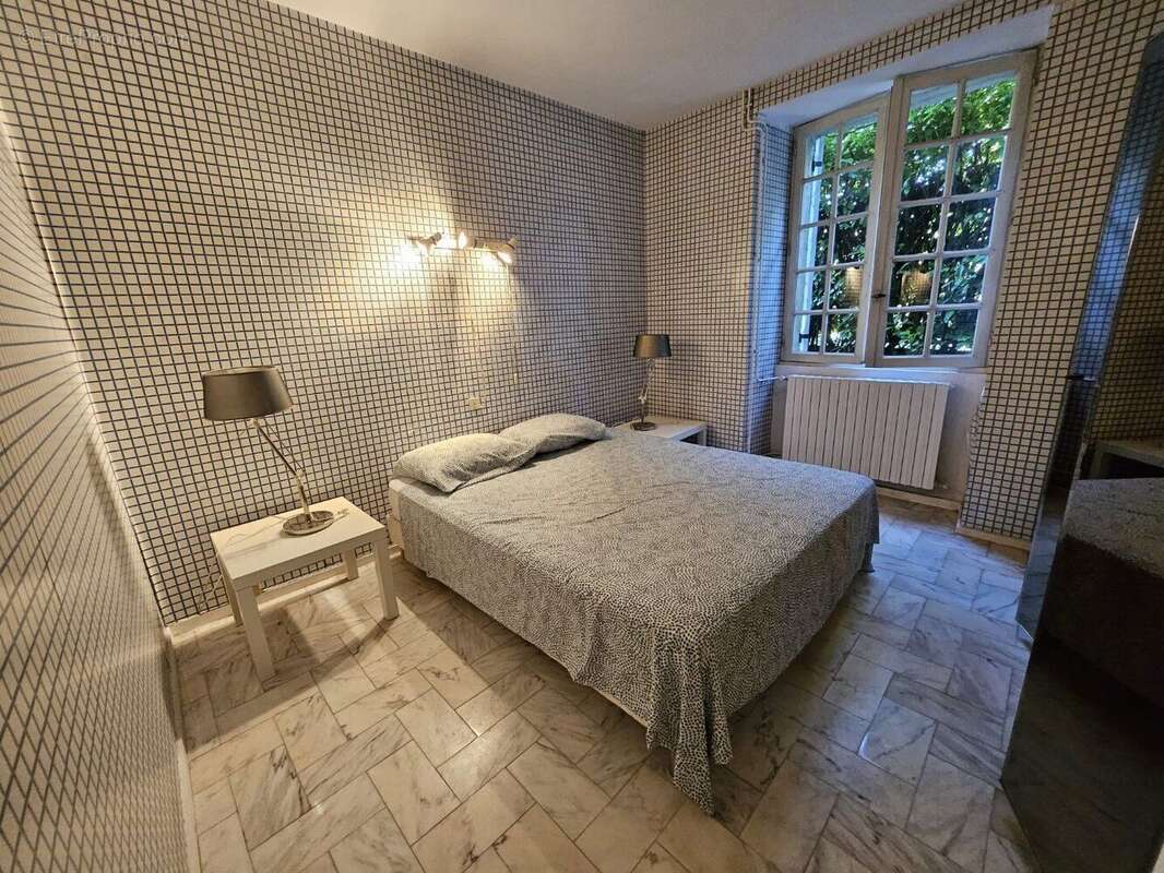 Maison à ANTONNE-ET-TRIGONANT