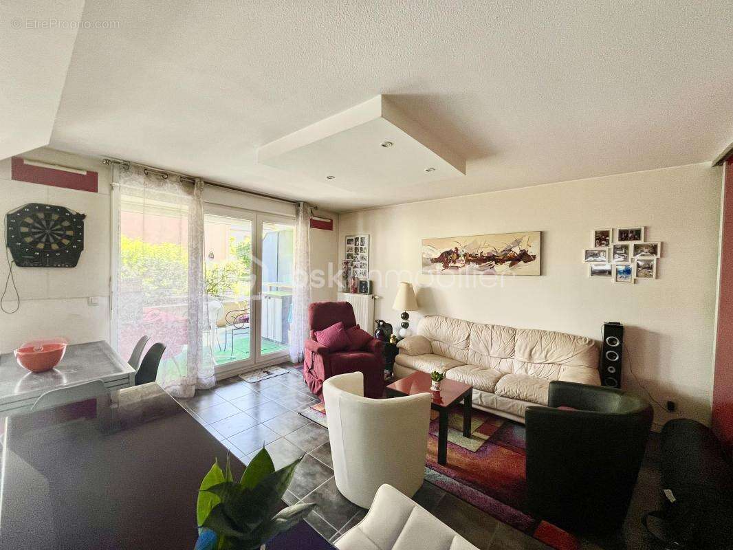 Appartement à ALBENS