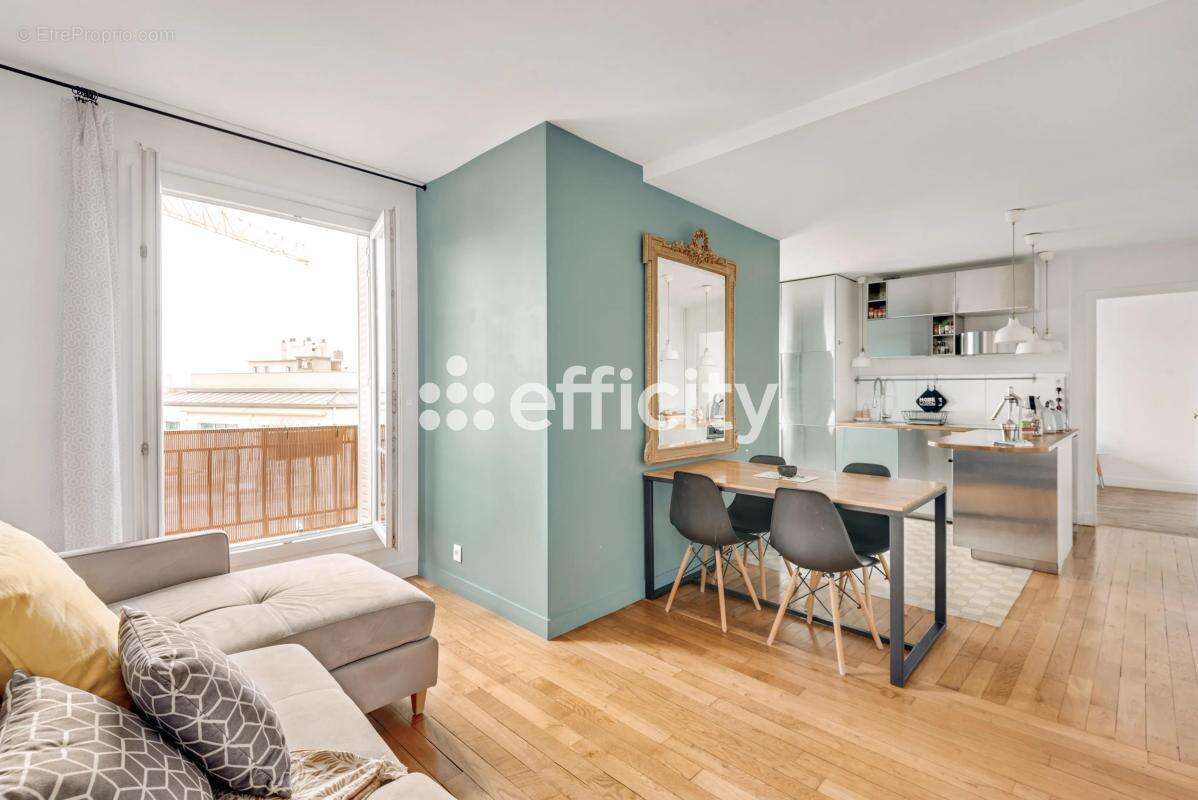Appartement à ISSY-LES-MOULINEAUX