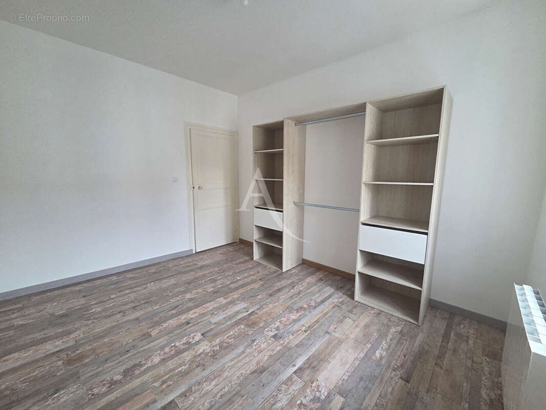 Appartement Aizenay 5 pièce(s) 96 m2 + COUR - photo 7