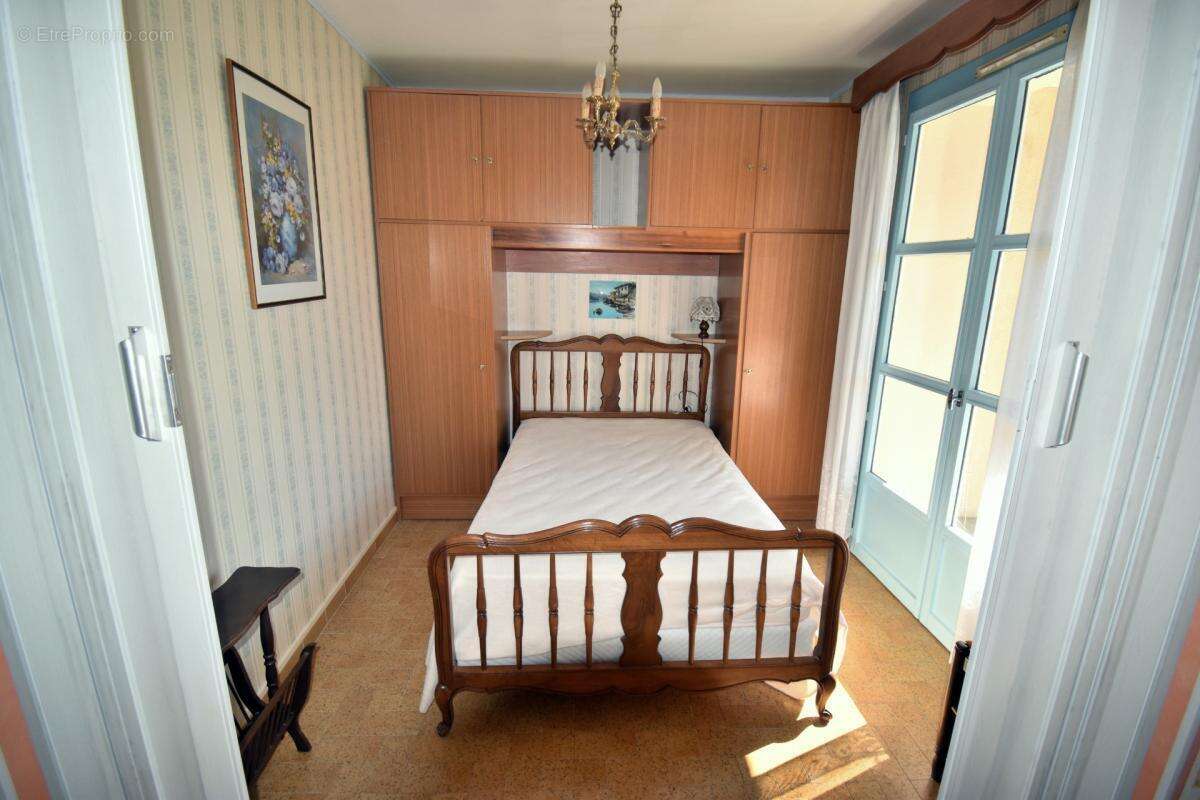 A vendre, Digne-les-Bains (04), Appartement T2 avec cave, balcon, ascenseur et parking privatif - photo 6