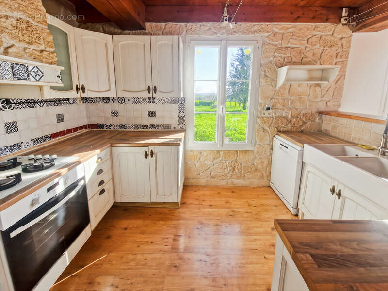 Maison à SURGERES
