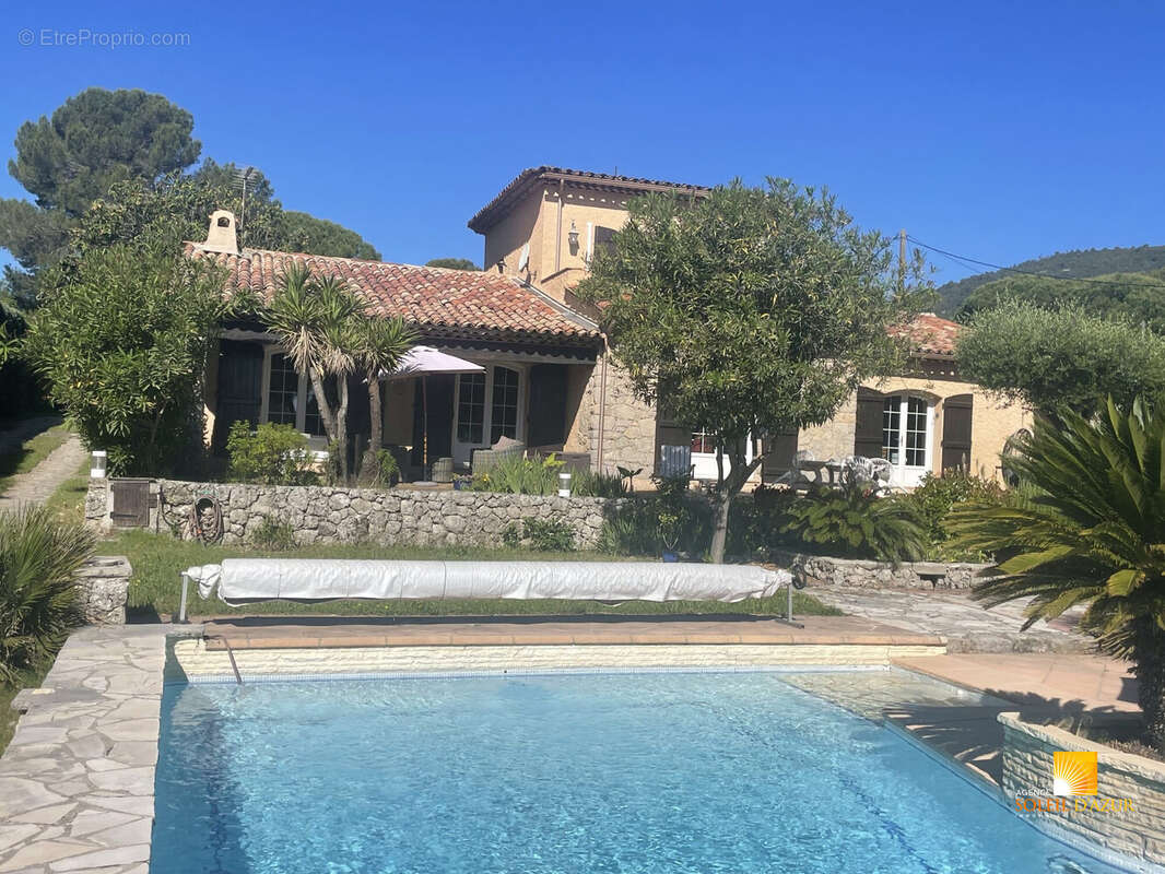 Maison à PEYMEINADE