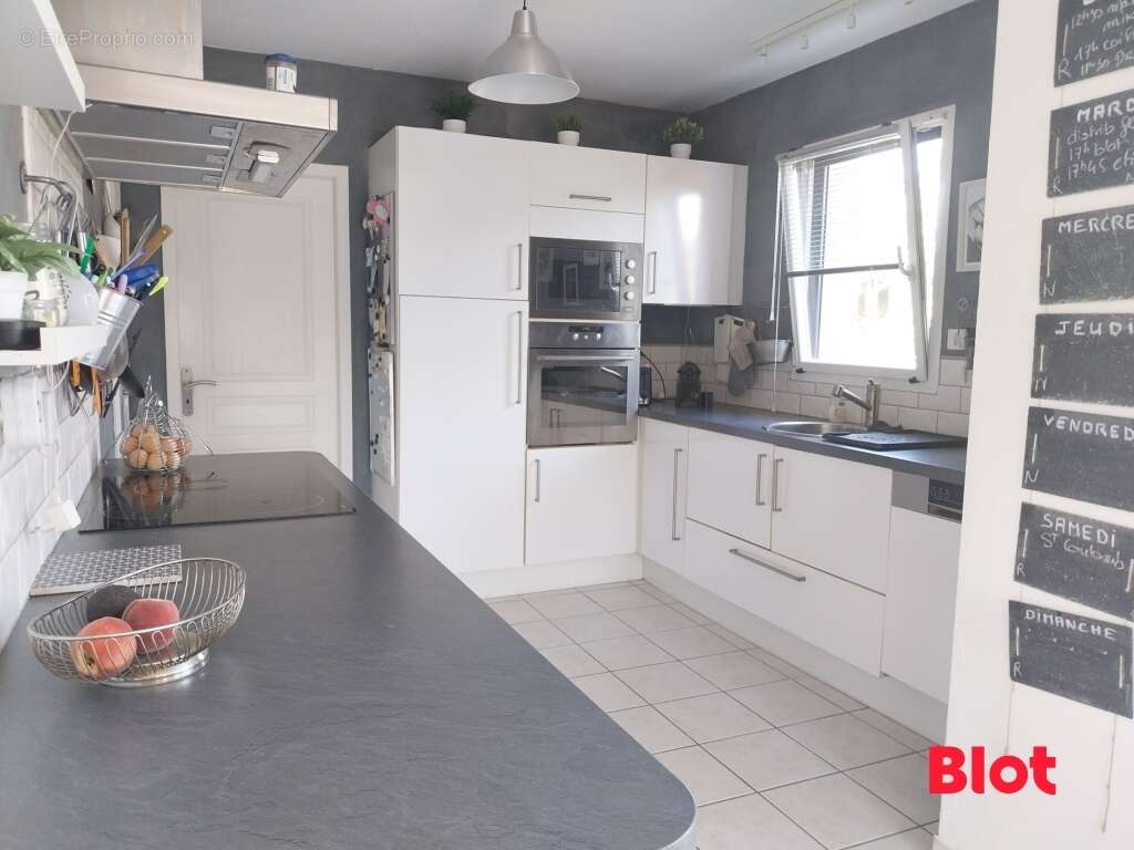 Maison 102 m² à Landavran  - photo 4