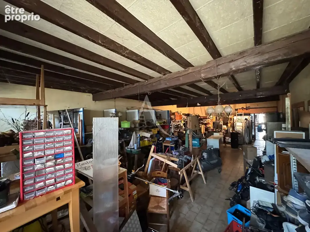 Labastide de Lévis . Maison de 415 m² - photo 6