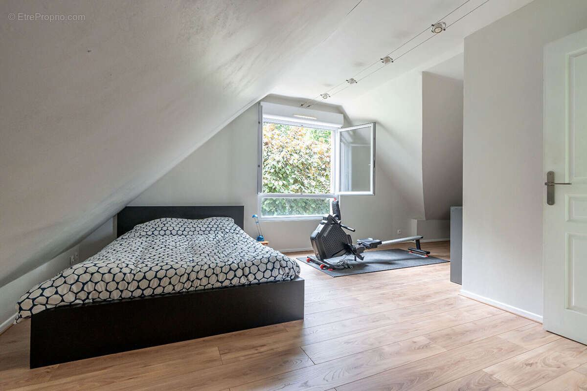 Maison à NOISY-LE-GRAND