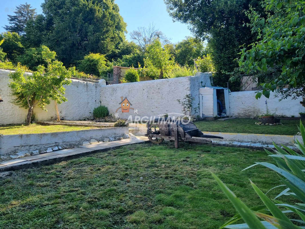 Maison à SAINT-CALAIS