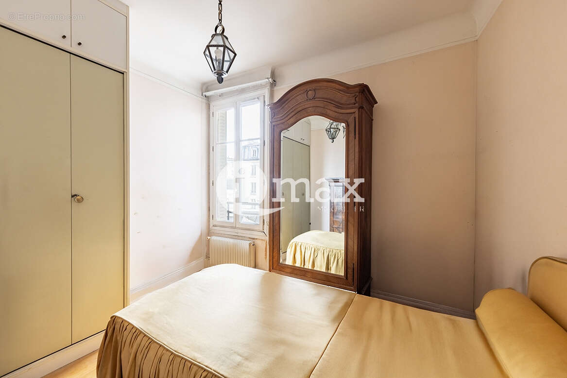 Appartement à LEVALLOIS-PERRET