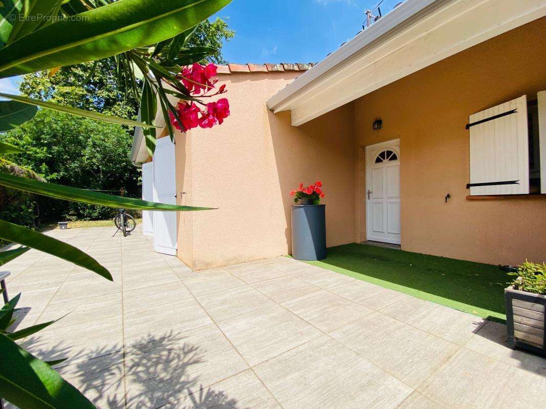 Maison à ROQUES