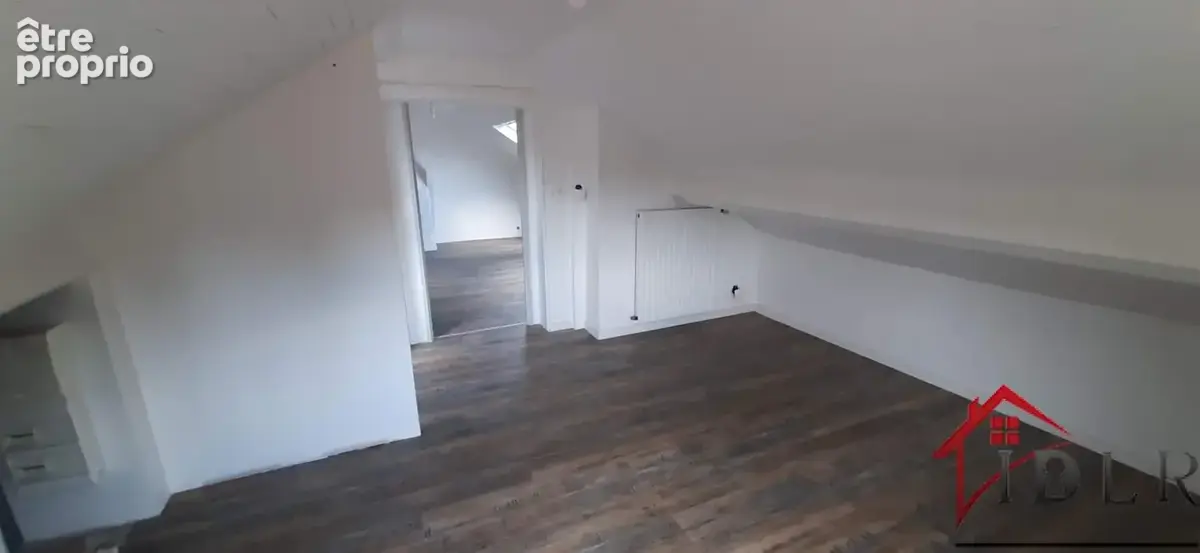 2 logements / 121m2 : Duplex T4 + RDC aménagé en appartement - photo 8