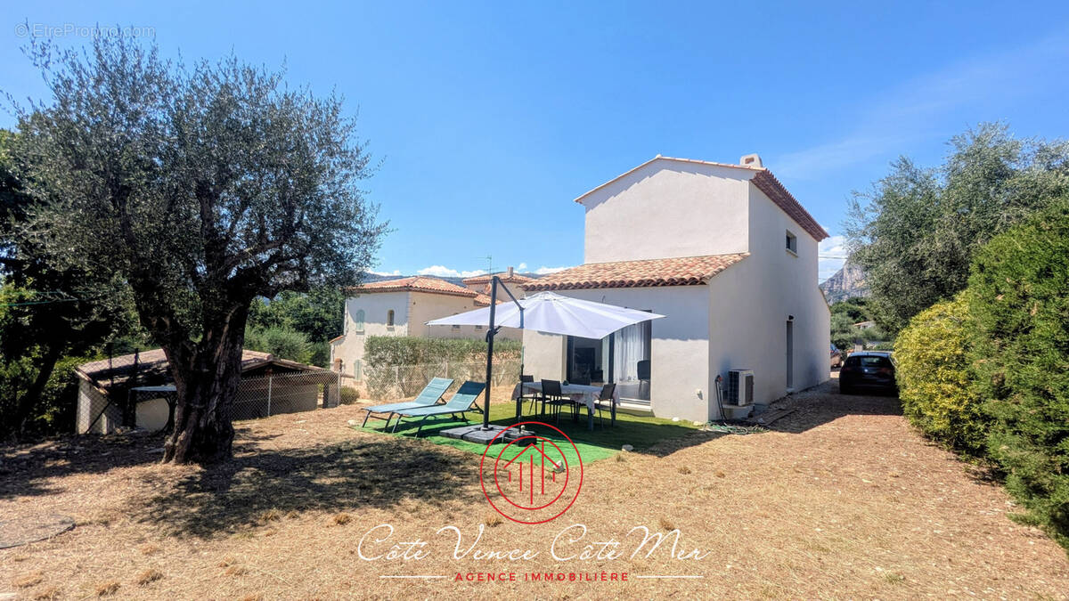 Maison à LA GAUDE