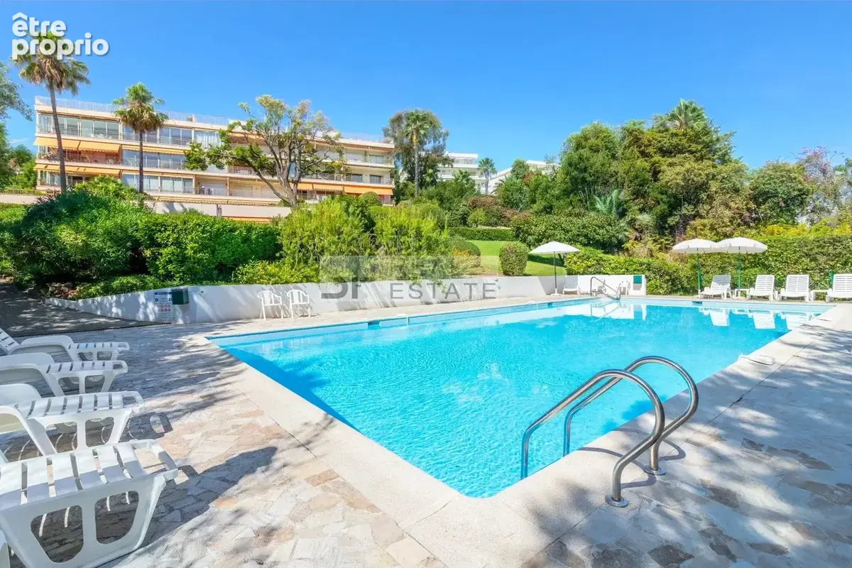 Golfe-juan – vue mer panoramique -  grand 4 pieces avec vaste jardin - photo 4