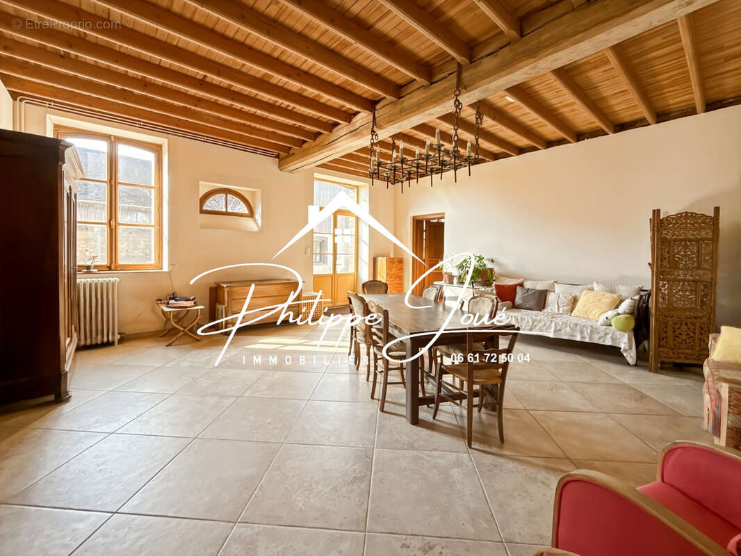 Maison à PAILLY