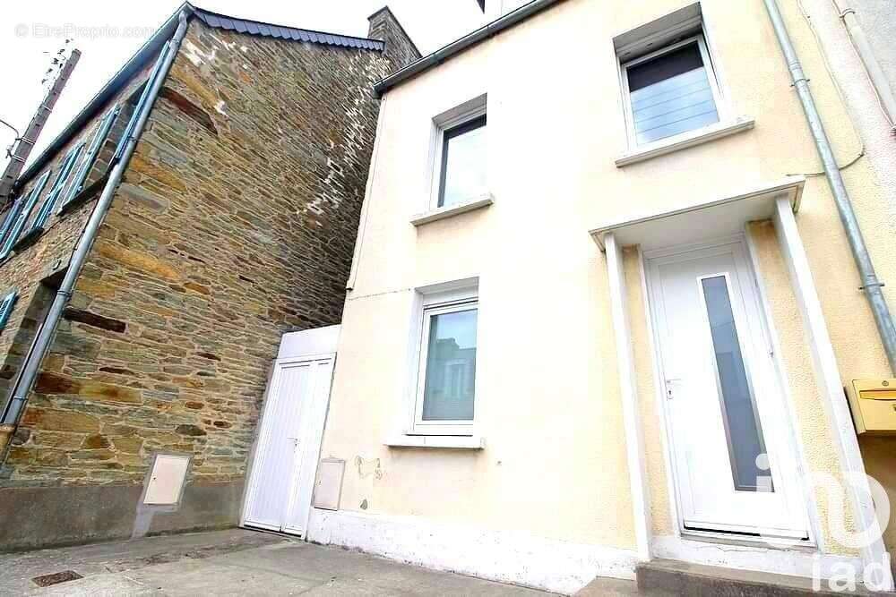 Photo 3 - Maison à EQUEURDREVILLE-HAINNEVILLE