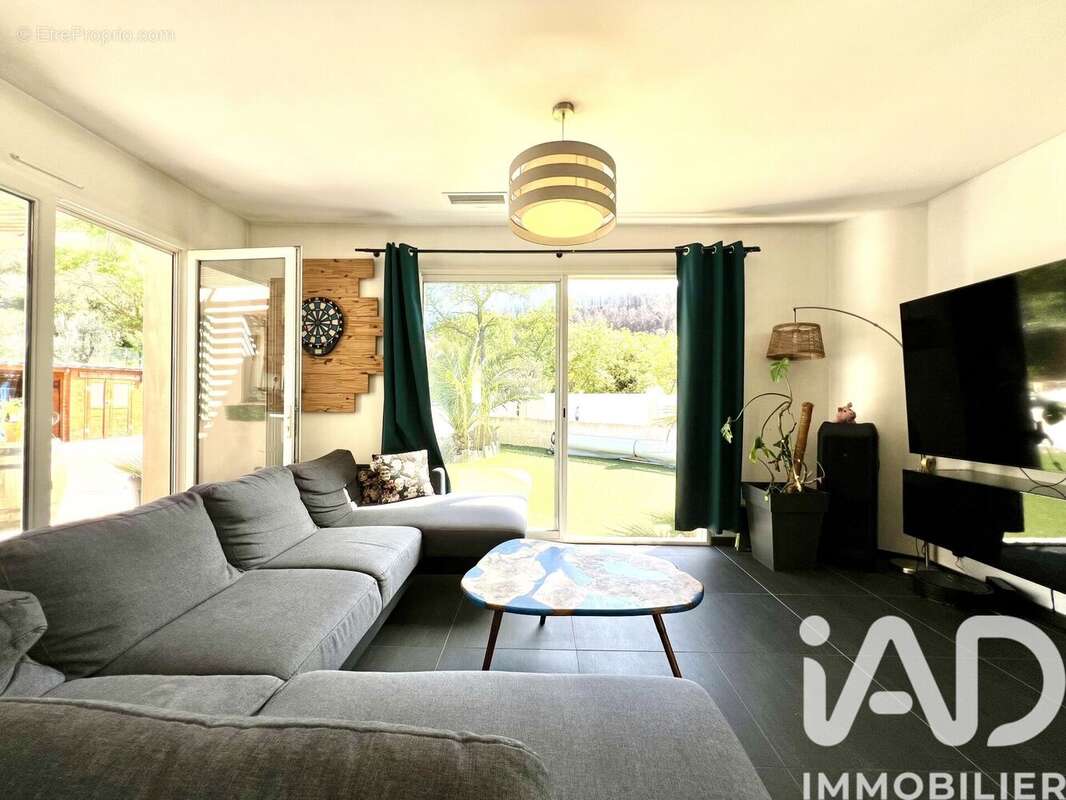 Maison 108 m² à Villeseque-Des-Corbieres  - photo 8