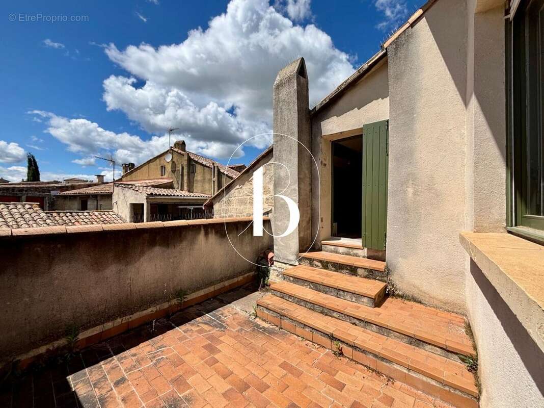 Appartement à UZES