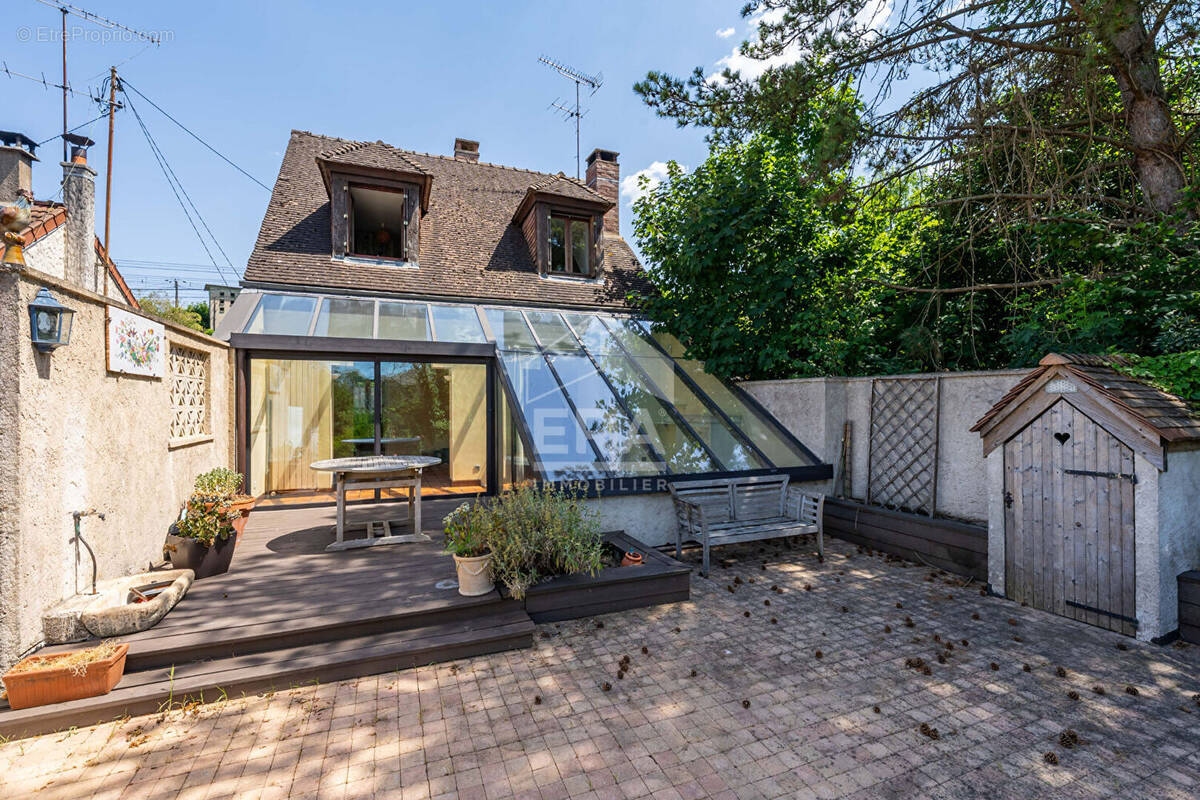Maison à BALLANCOURT-SUR-ESSONNE