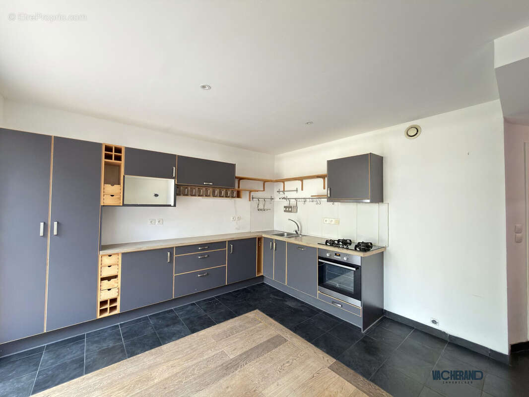 Maison 127 m² à La Madeleine  - photo 4
