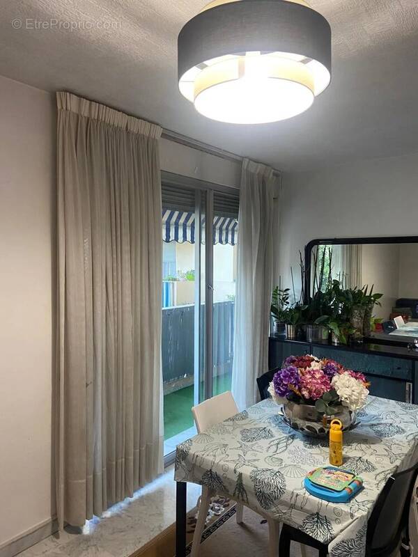 Appartement à BEAUSOLEIL