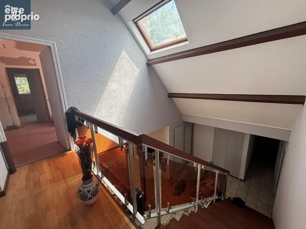 A VENDRE BEAUNE (Montagne de Beaune) maison 210 m2 habitable sur 1349 m2 de terrain - photo 6