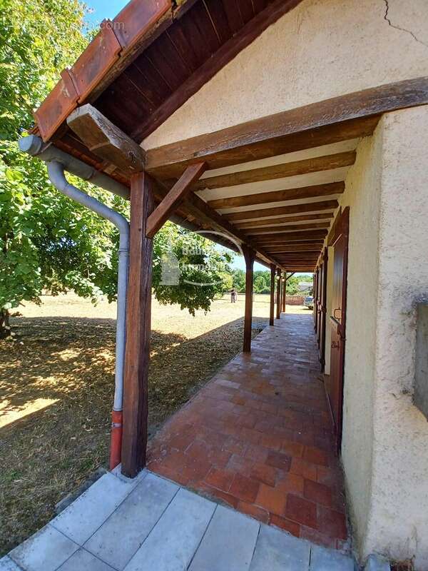 Maison 90 m² à Diou  - photo 2