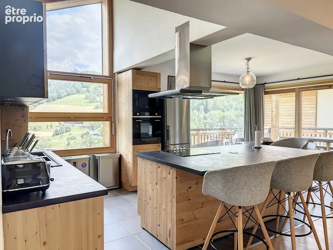 Beau Chalet avec 6 chambres face au Mont Blanc - Exclusivité - photo 11