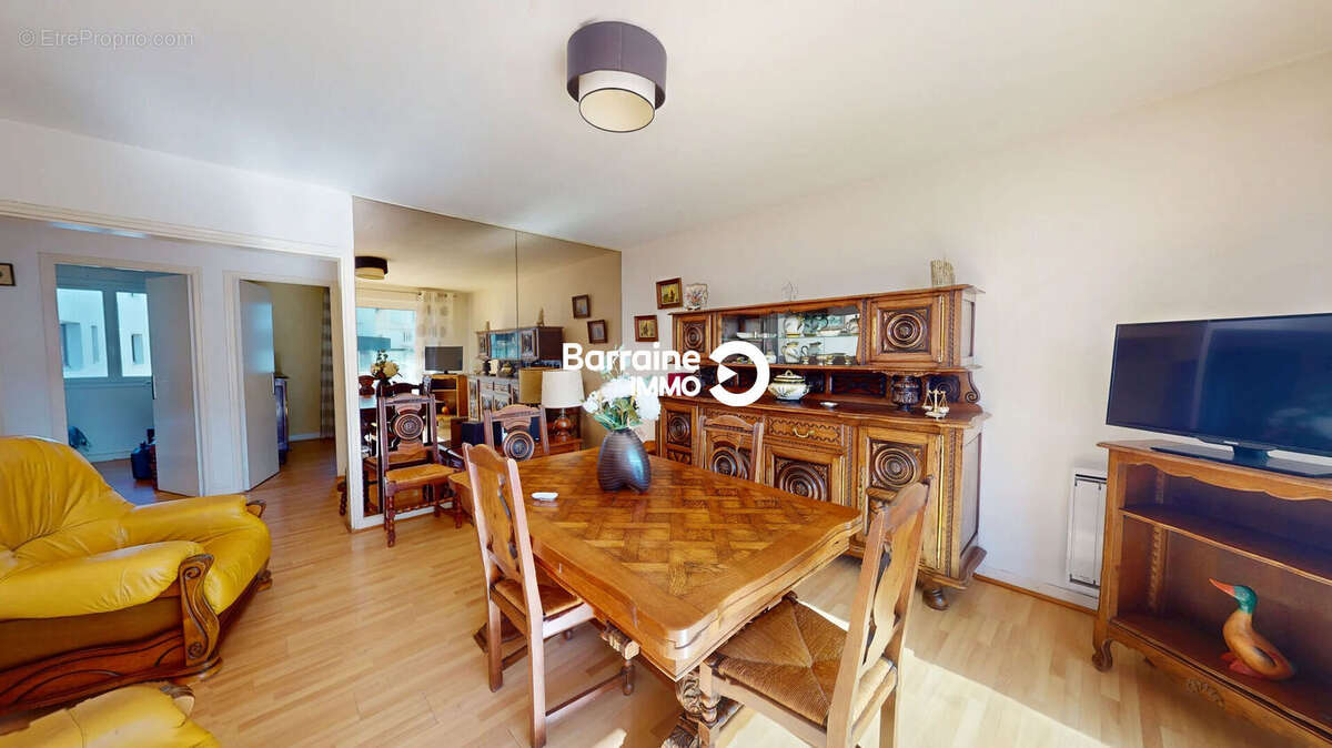 A VENDRE LARMOR PLAGE- Appartement T3 pièces avec balcon, garage - photo 5