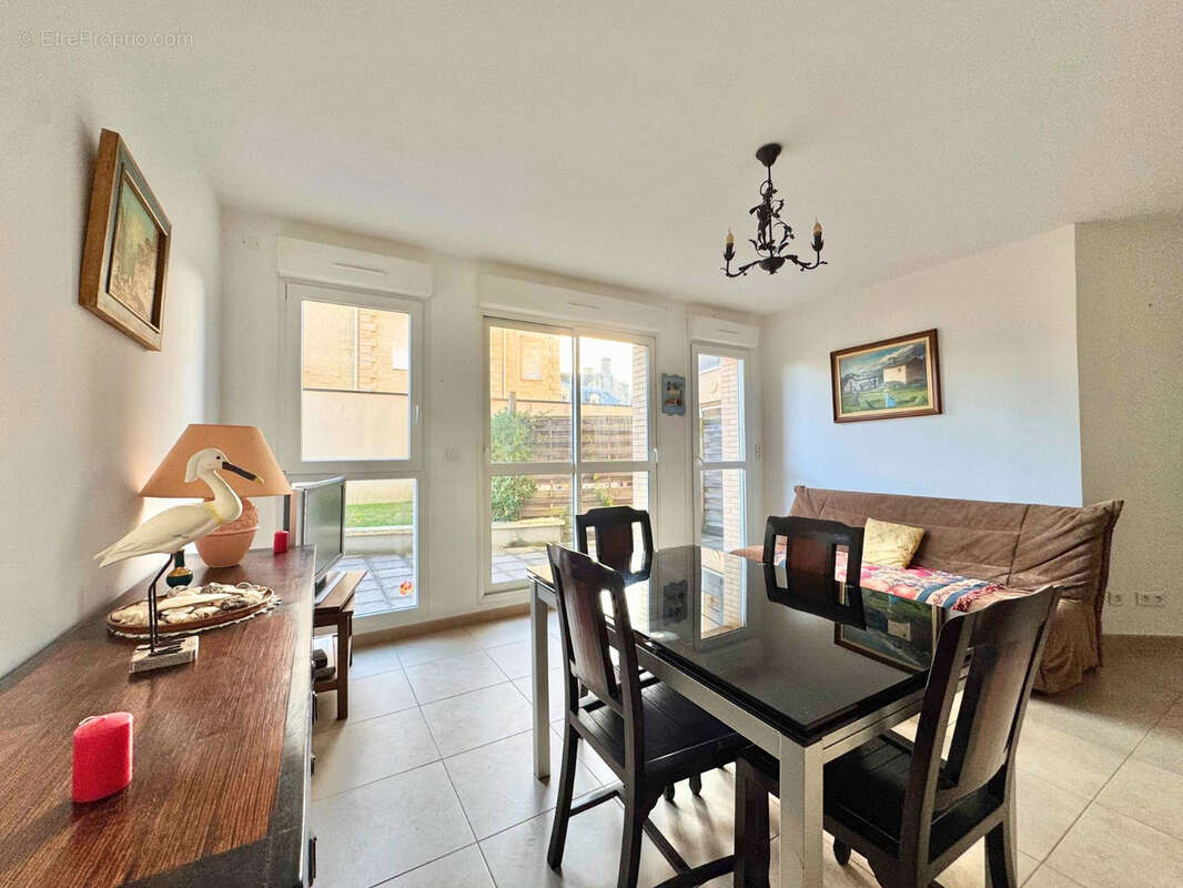 Appartement à LION-SUR-MER