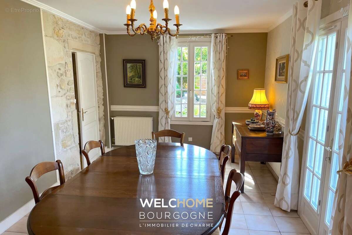 Maison à SAINT-MARTIN-D'HEUILLE