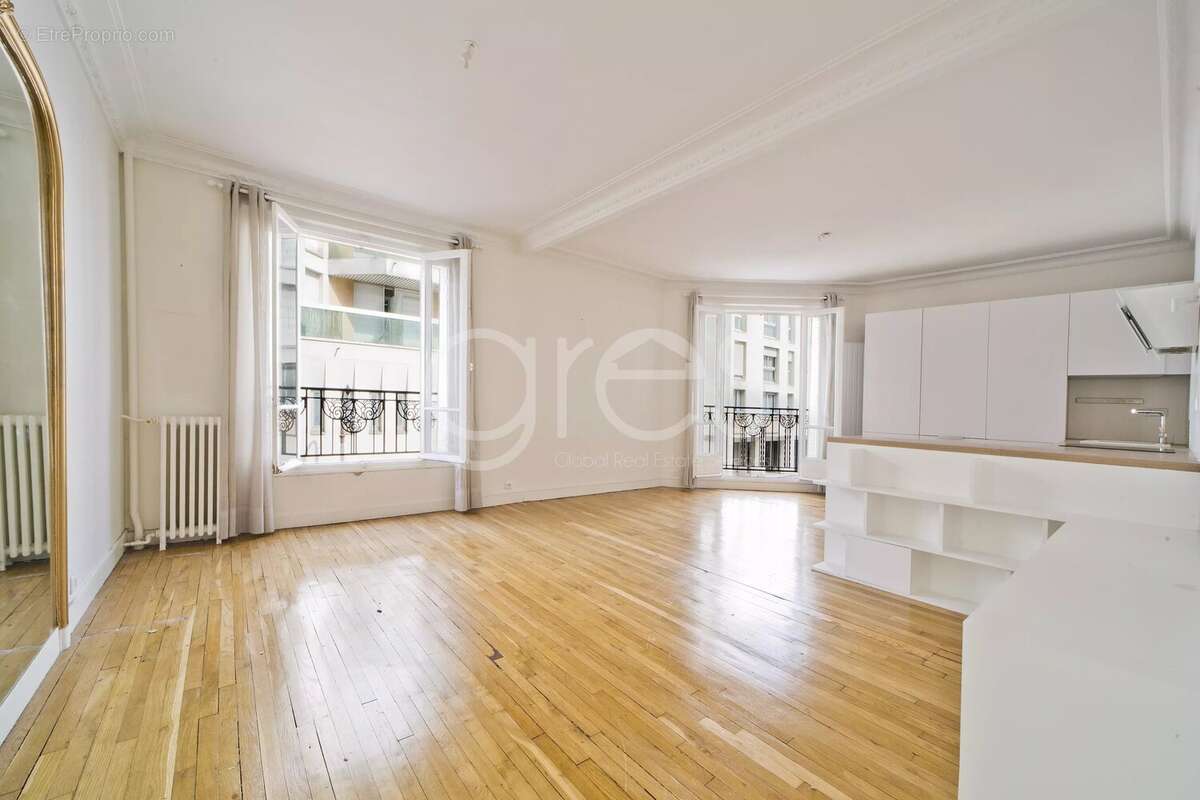 Appartement à PARIS-13E