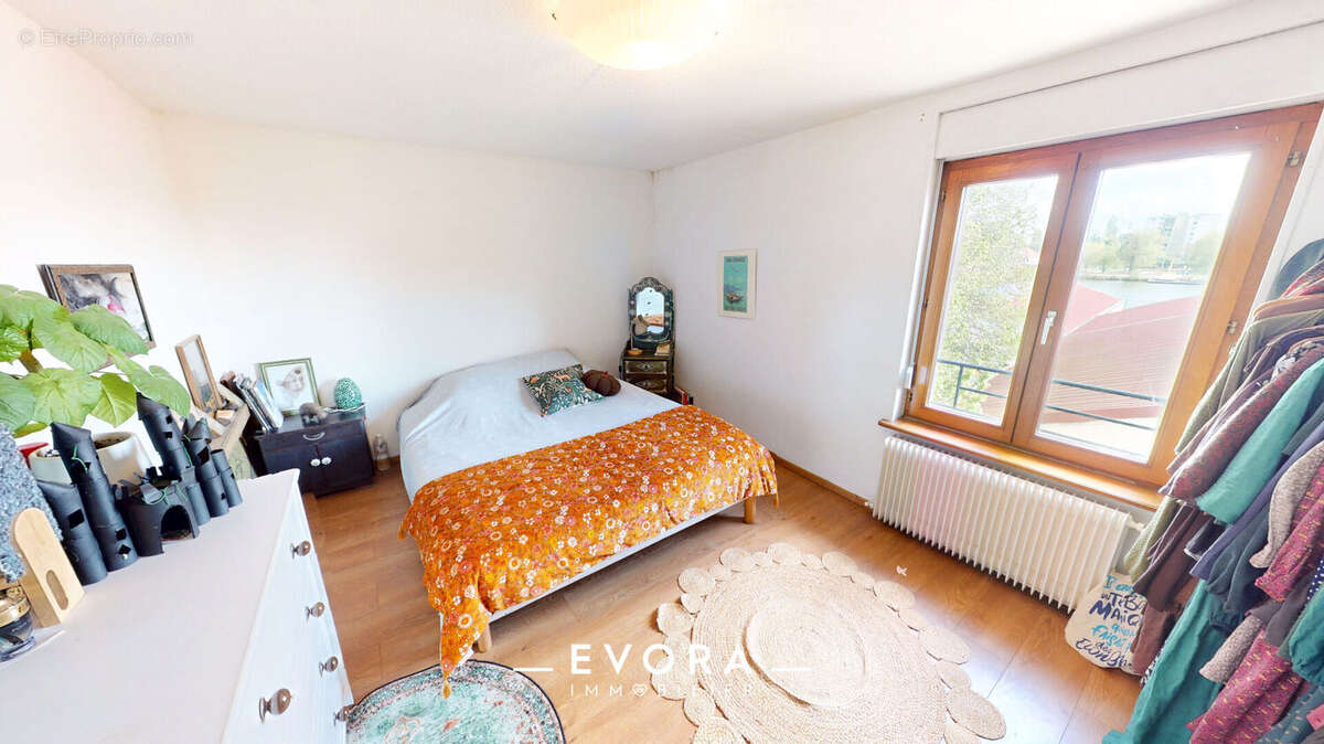 Appartement à LE BAN-SAINT-MARTIN