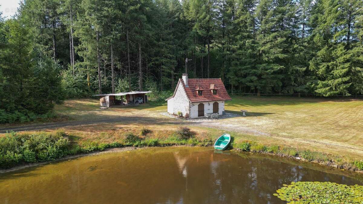 Maison 170 m² à Brive-La-Gaillarde  - photo 9