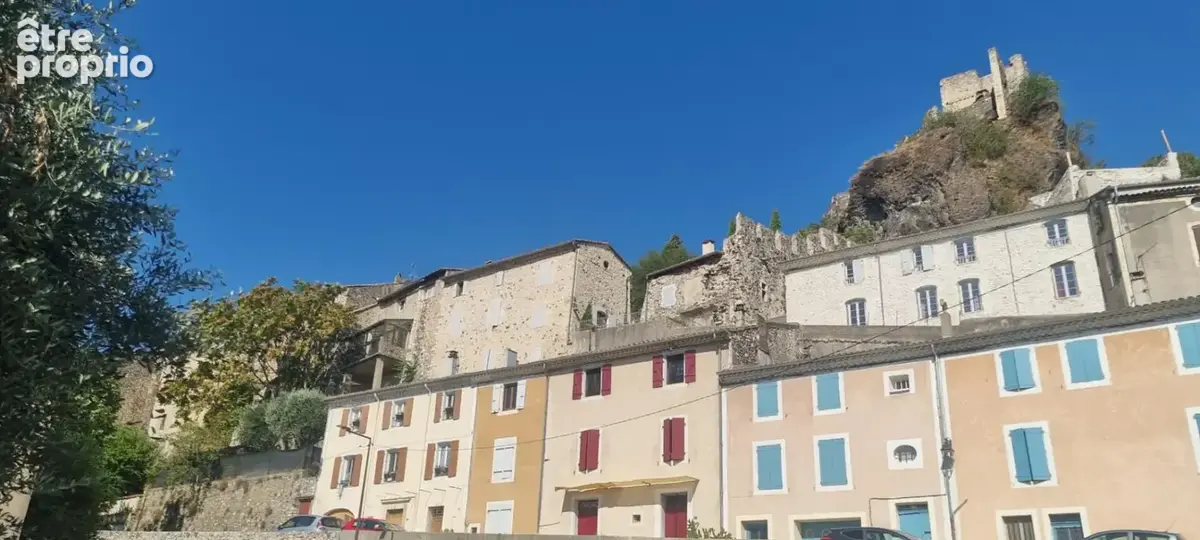 Maison à ROCHEMAURE