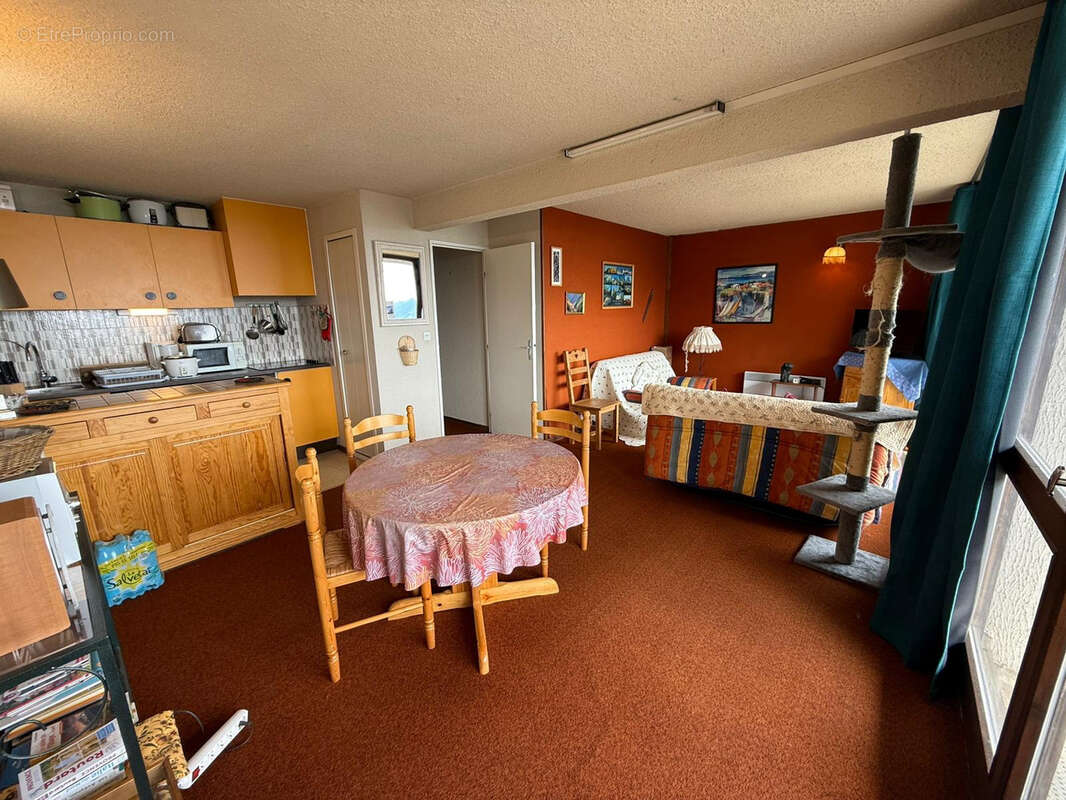 Appartement à UVERNET-FOURS