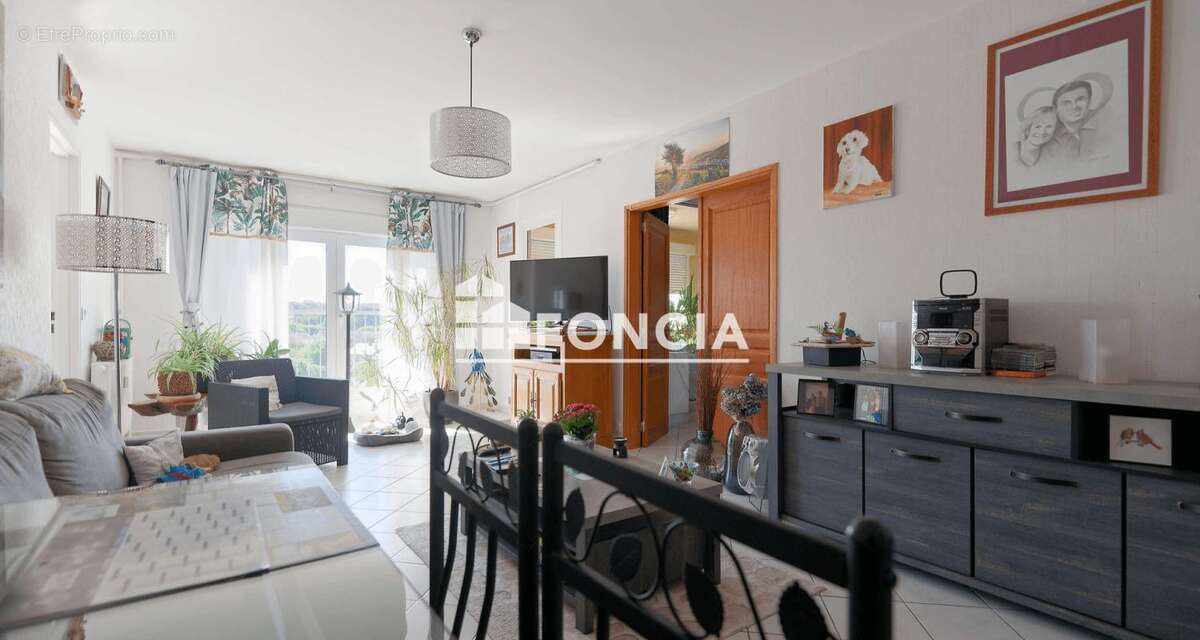 Appartement à DAMMARIE-LES-LYS